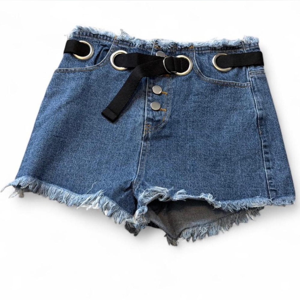 Belted Fringe High Waist Denim‎ Shorts
